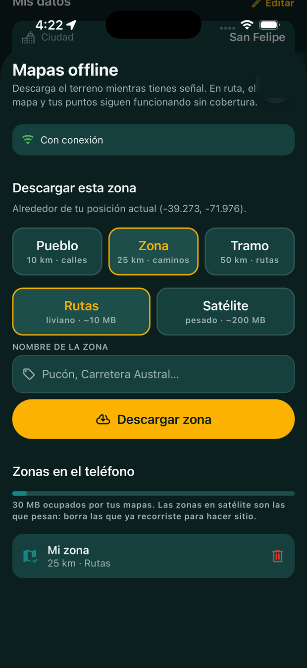 Pantalla de mapas offline de ROAVIA con las opciones de descarga